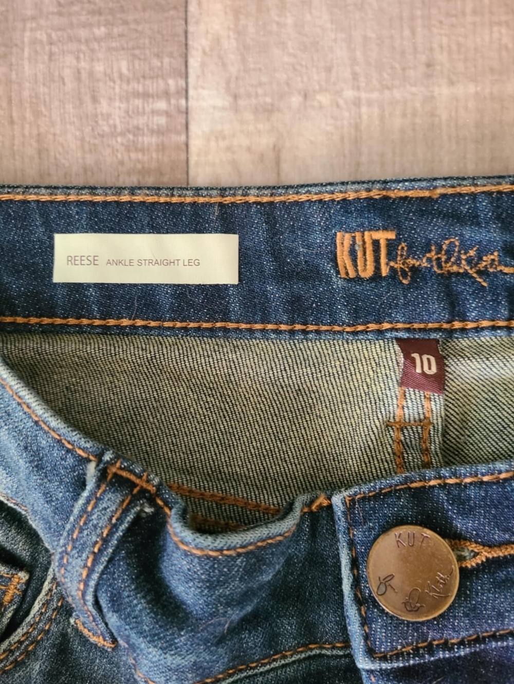 Kut from the Kloth Reese Ankle Straight Leg Size 10 - Picture 14 of 16